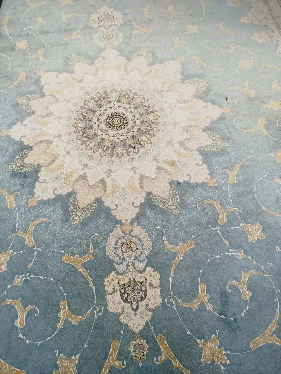 فرش تمیز و درحد نو|فرش|قم, شهر قائم|دیوار