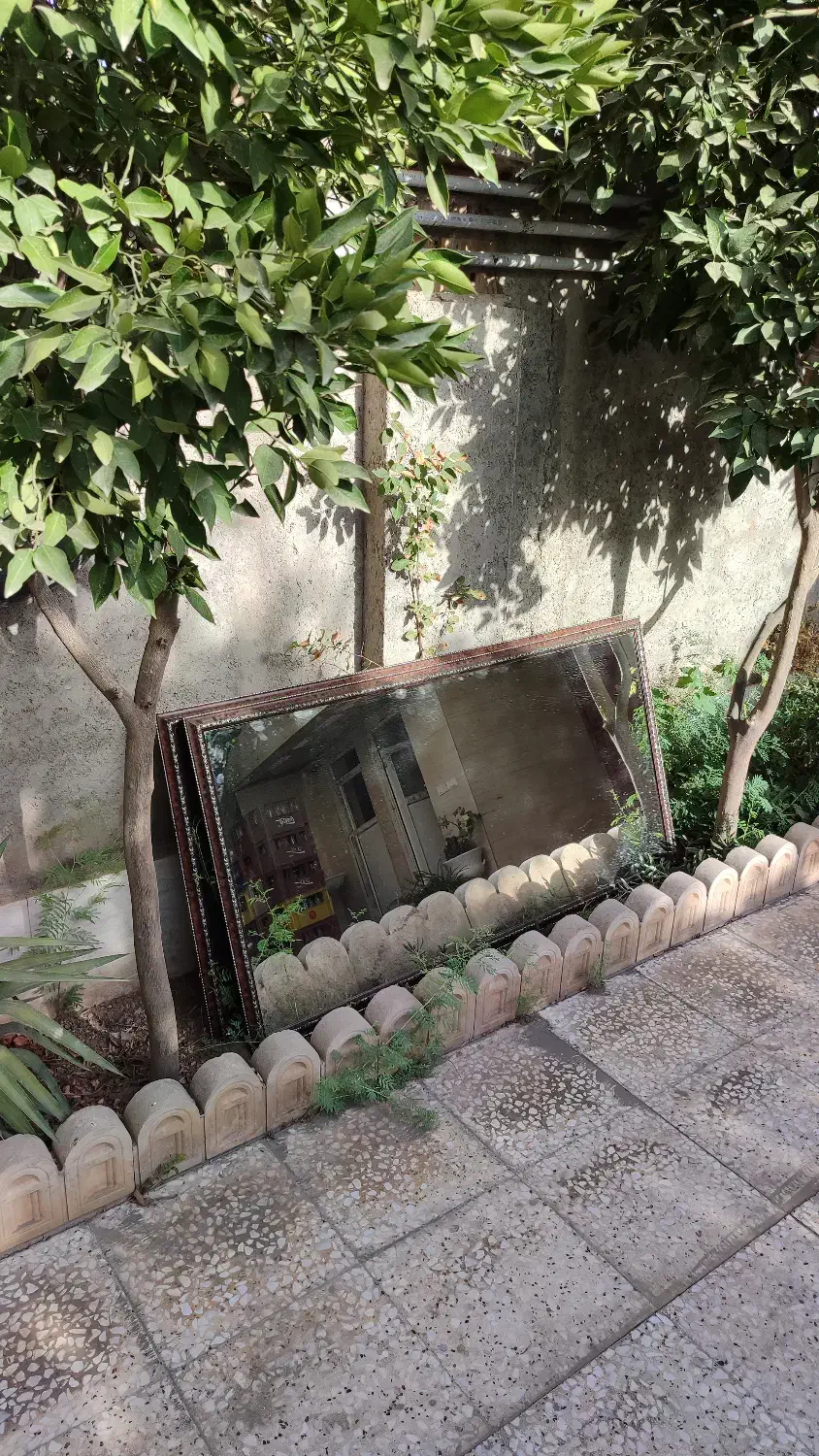 آینه|آینه|گنبد کاووس, |دیوار