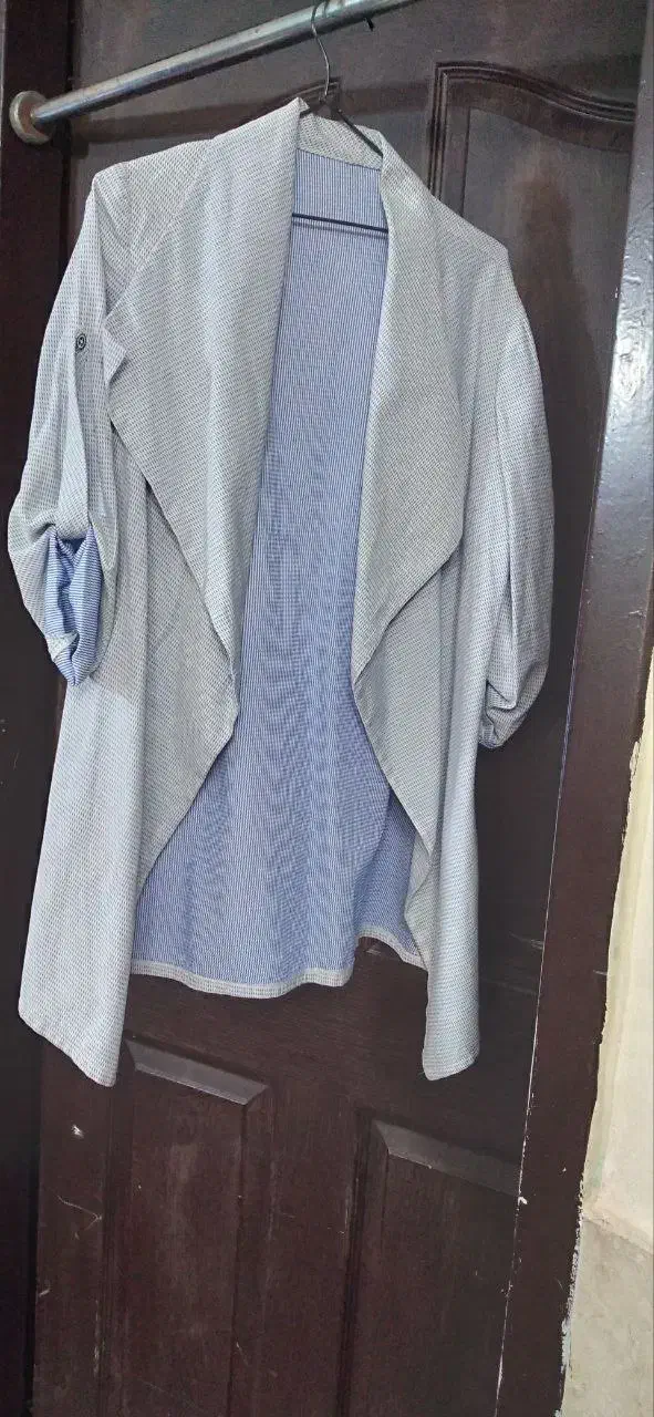 مانتو|لباس|نیشابور, پاستور|دیوار