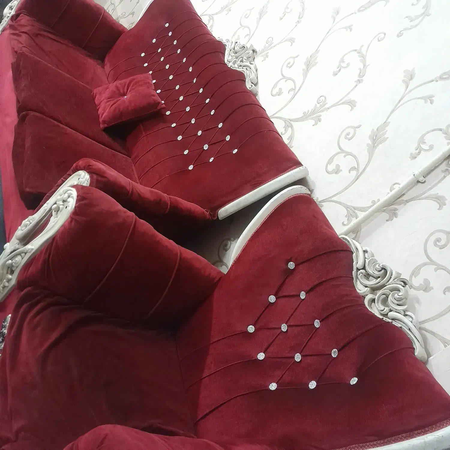 یک دست مبلمان ۷نفره رنگ قرمز مقاوم سفارشی ساختن|مبلمان خانگی و میز عسلی|ری, حمزهآباد|دیوار