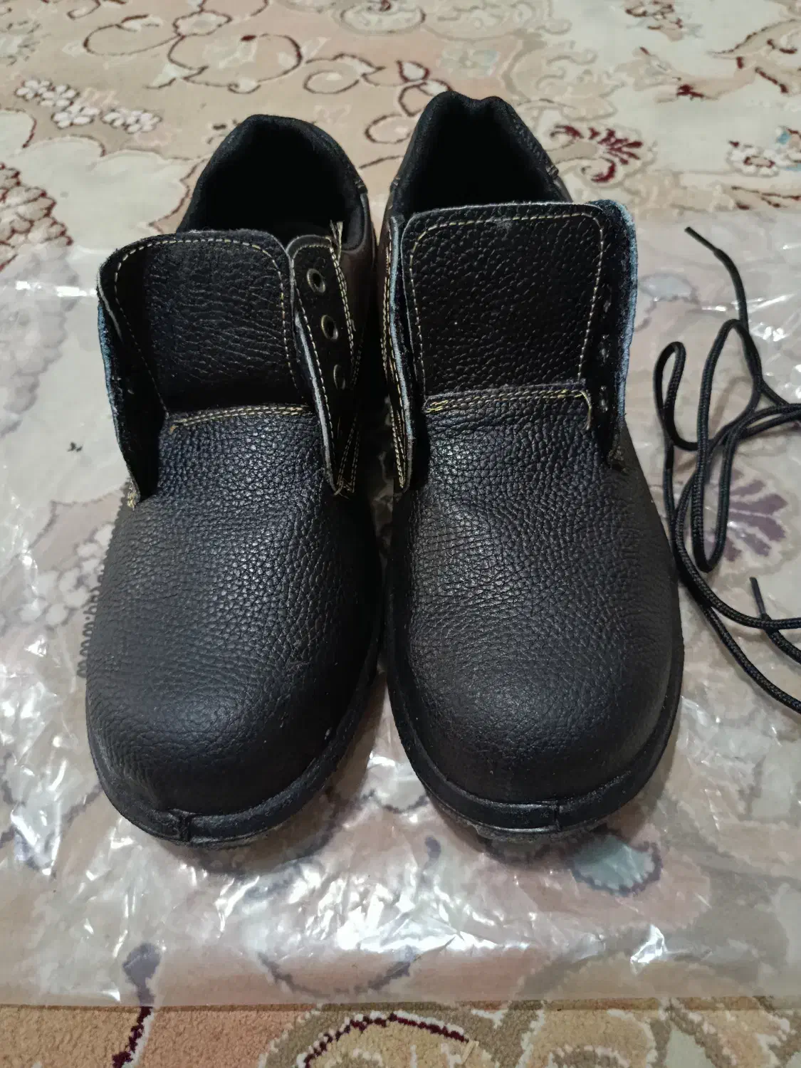 کفش کاروایمنی|کیف، کفش، کمربند|خرم‌آباد, |دیوار