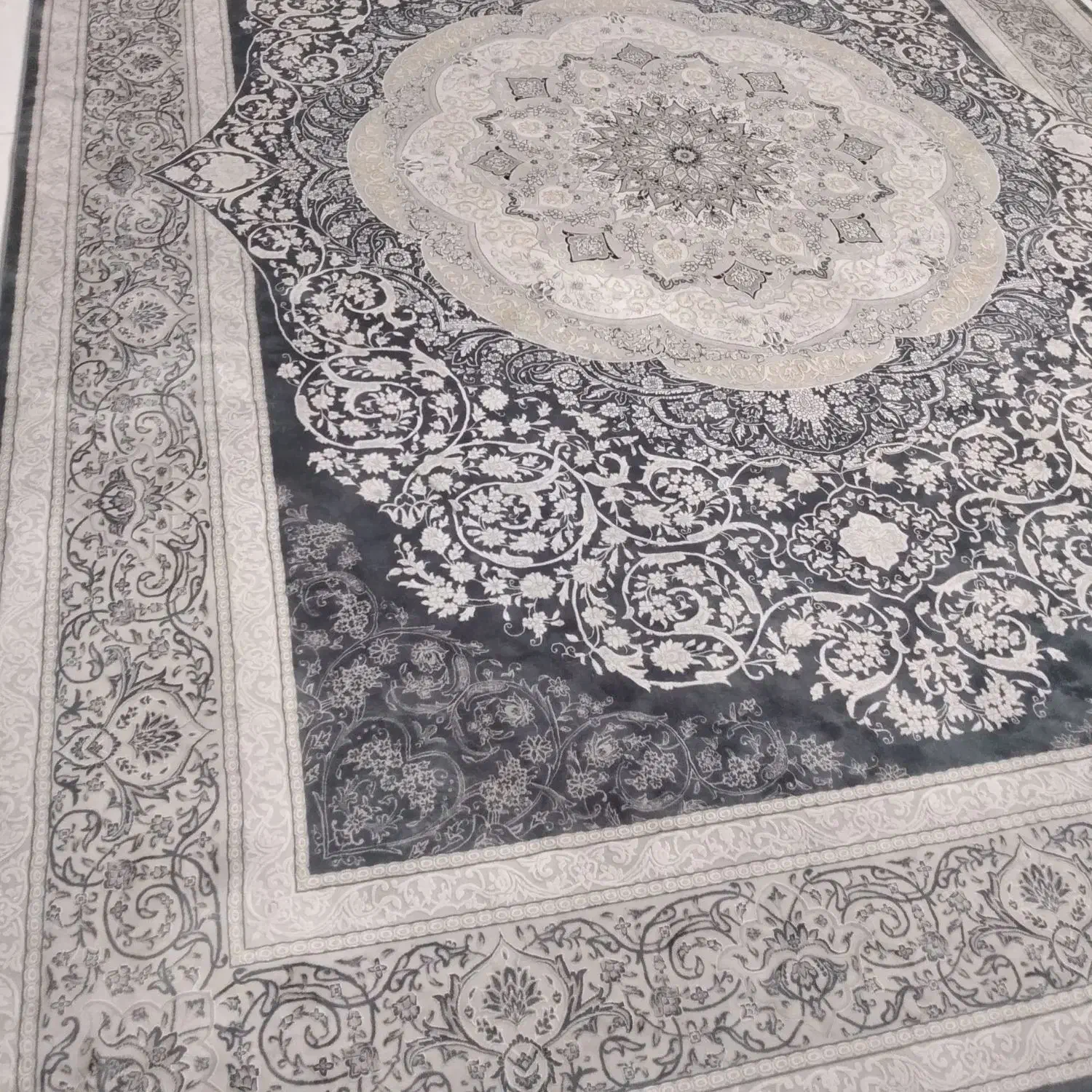 دو تخته  فرش 9متر و یک فرش 6متر 1200 شانه|فرش|تهران, شهرک گلها (تهرانسر)|دیوار