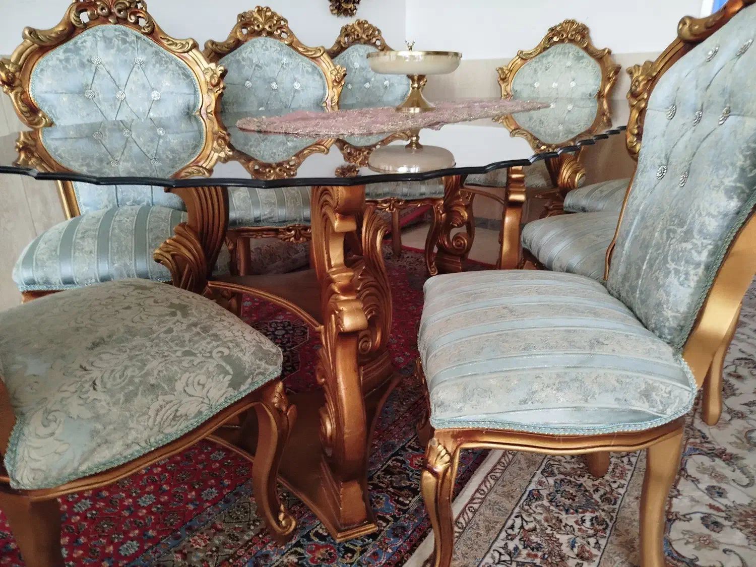 مبل سلطنتی و نهار خوری به همراه بوفه|مبلمان خانگی و میز عسلی|خلخال, |دیوار