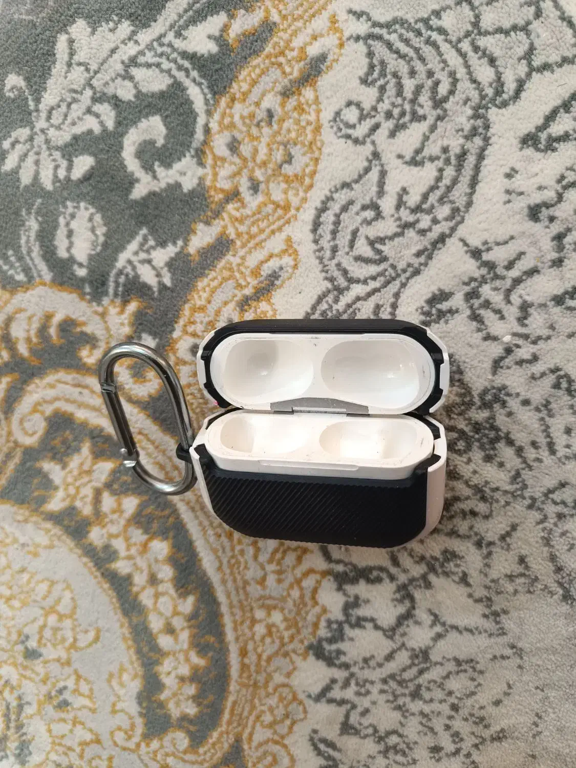 قاب ایرپاد اپل اصلی تمیز و درحدنو|لوازم جانبی موبایل و تبلت|مشهد, هفت تیر (نه دره)|دیوار