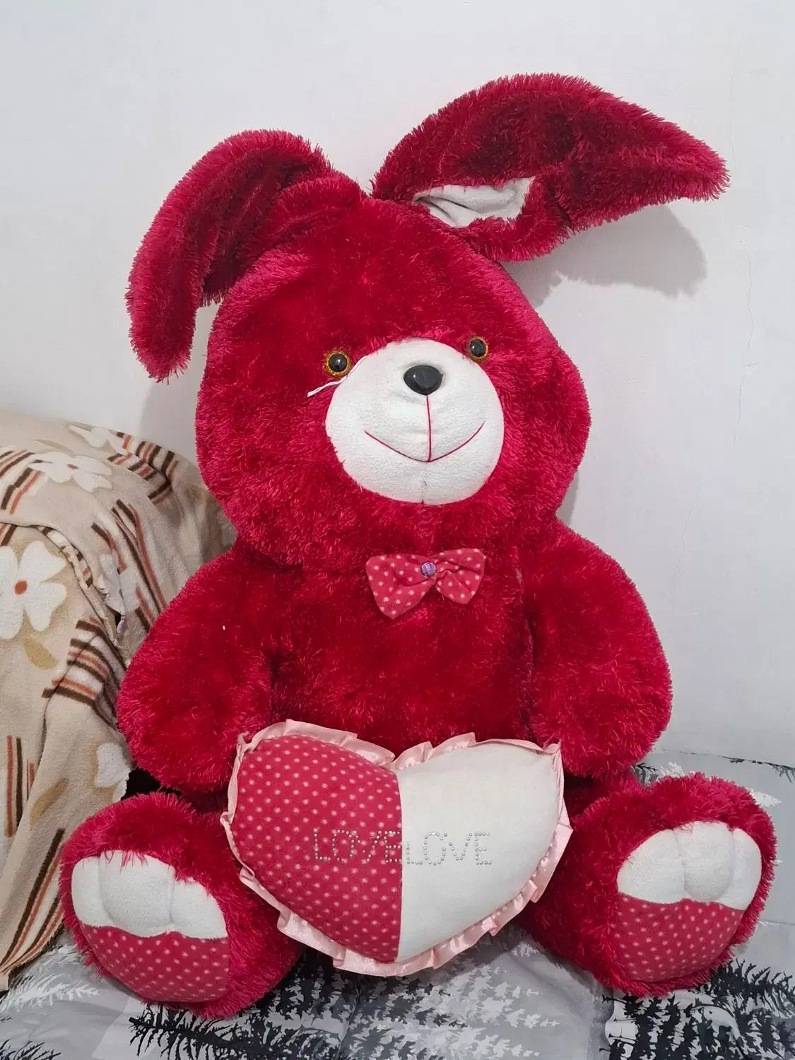 عروسک بزرگ|اسباببازی|قدس, شهرقدس|دیوار