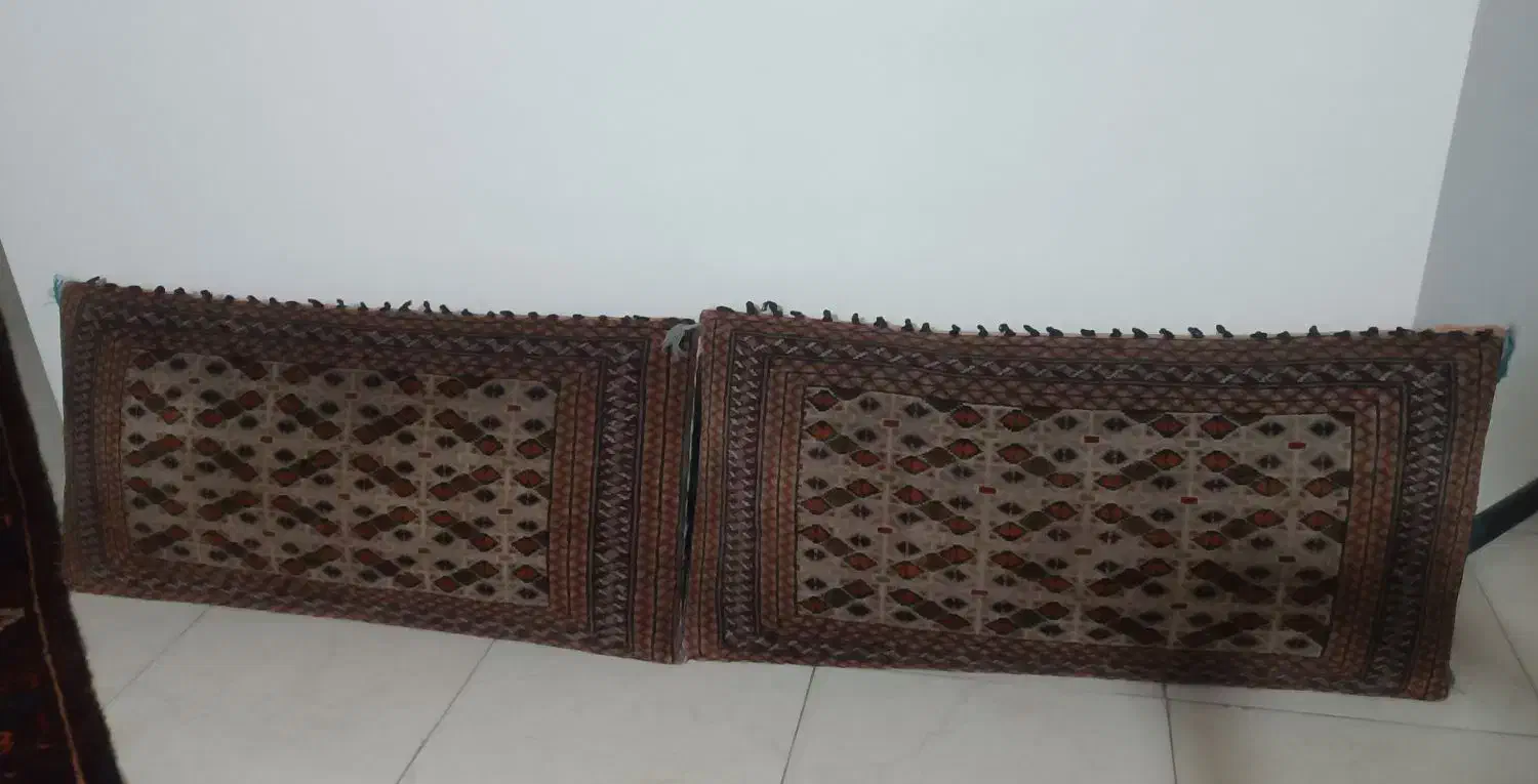 پشتی دست بافت|پشتی|اصفهان, جلوان|دیوار