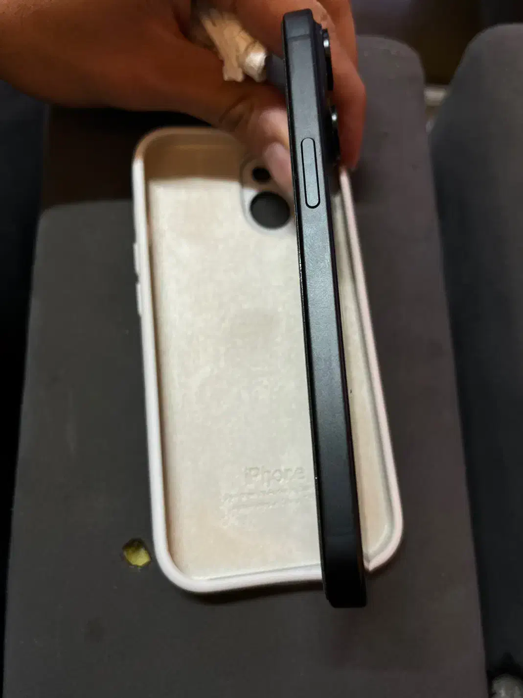 ایفون ۱۵ نرمال ۱۲۸گیگ|موبایل|اصفهان, قلعه طبره|دیوار