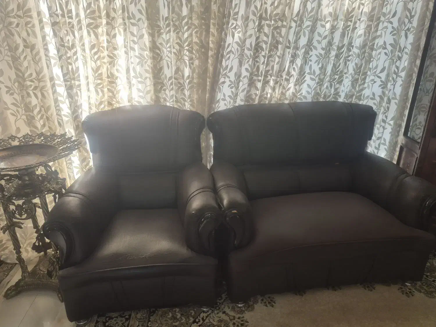 مبل راحتی چرمی ۷ نفره تمیز و سالم فوری|مبلمان خانگی و میز عسلی|گرگان, |دیوار