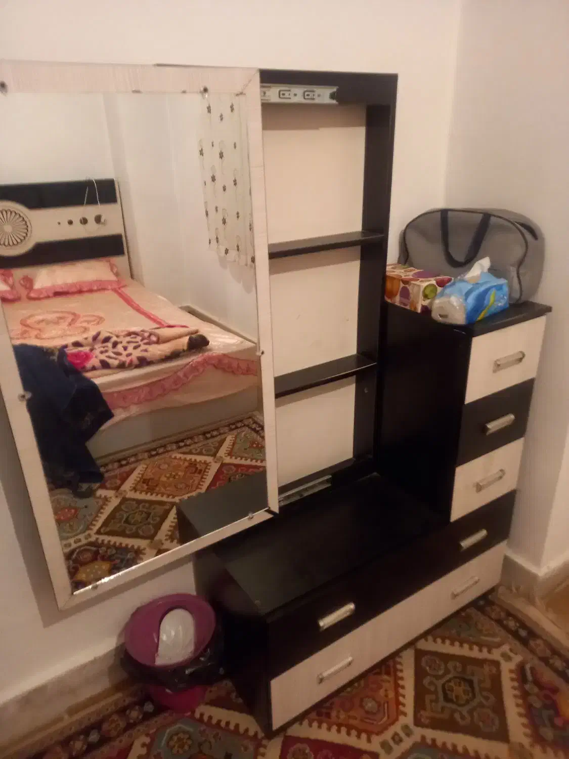 درحدنو|تشک تختخواب|قروه, |دیوار