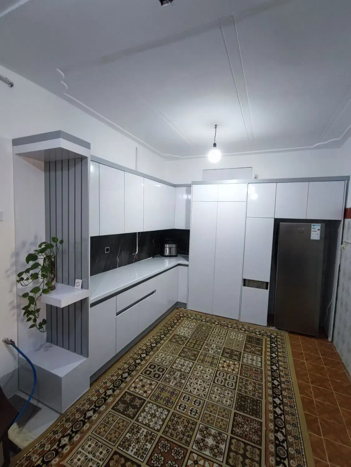 طراحی و ساخت کابینت و کمد دیواری و سرویس خواب|خدمات پیشه و مهارت|بوشهر, |دیوار