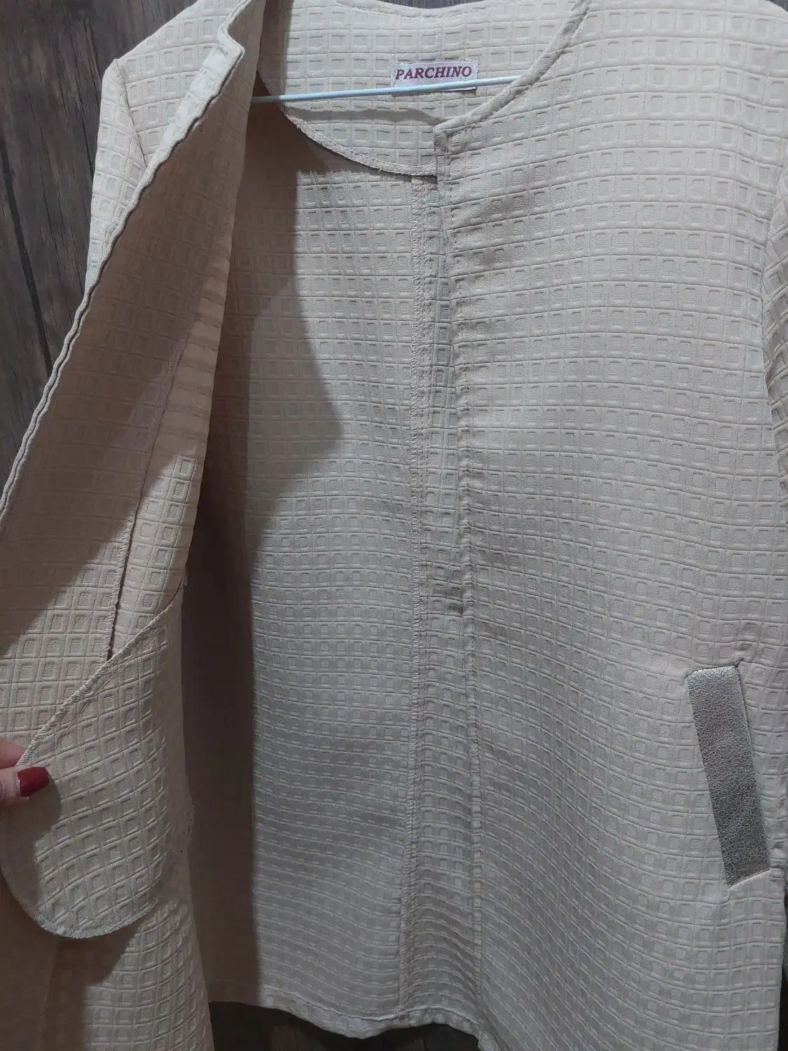 مانتو کتی مجلسی و دامن|لباس|رشت, لاکانی|دیوار