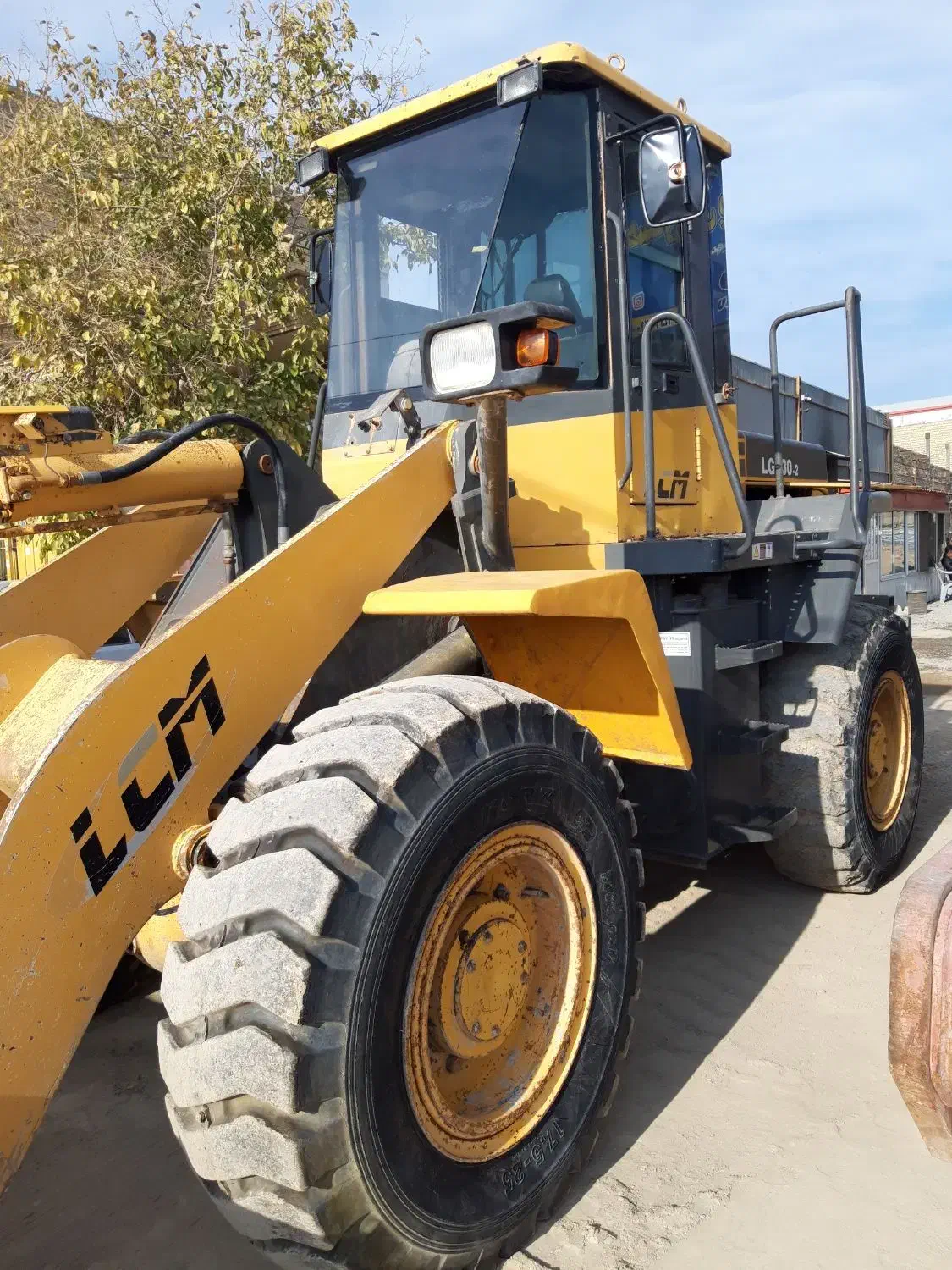 لودر ال جی زد ال ۳۰|خودرو سنگین|ابریشم, |دیوار