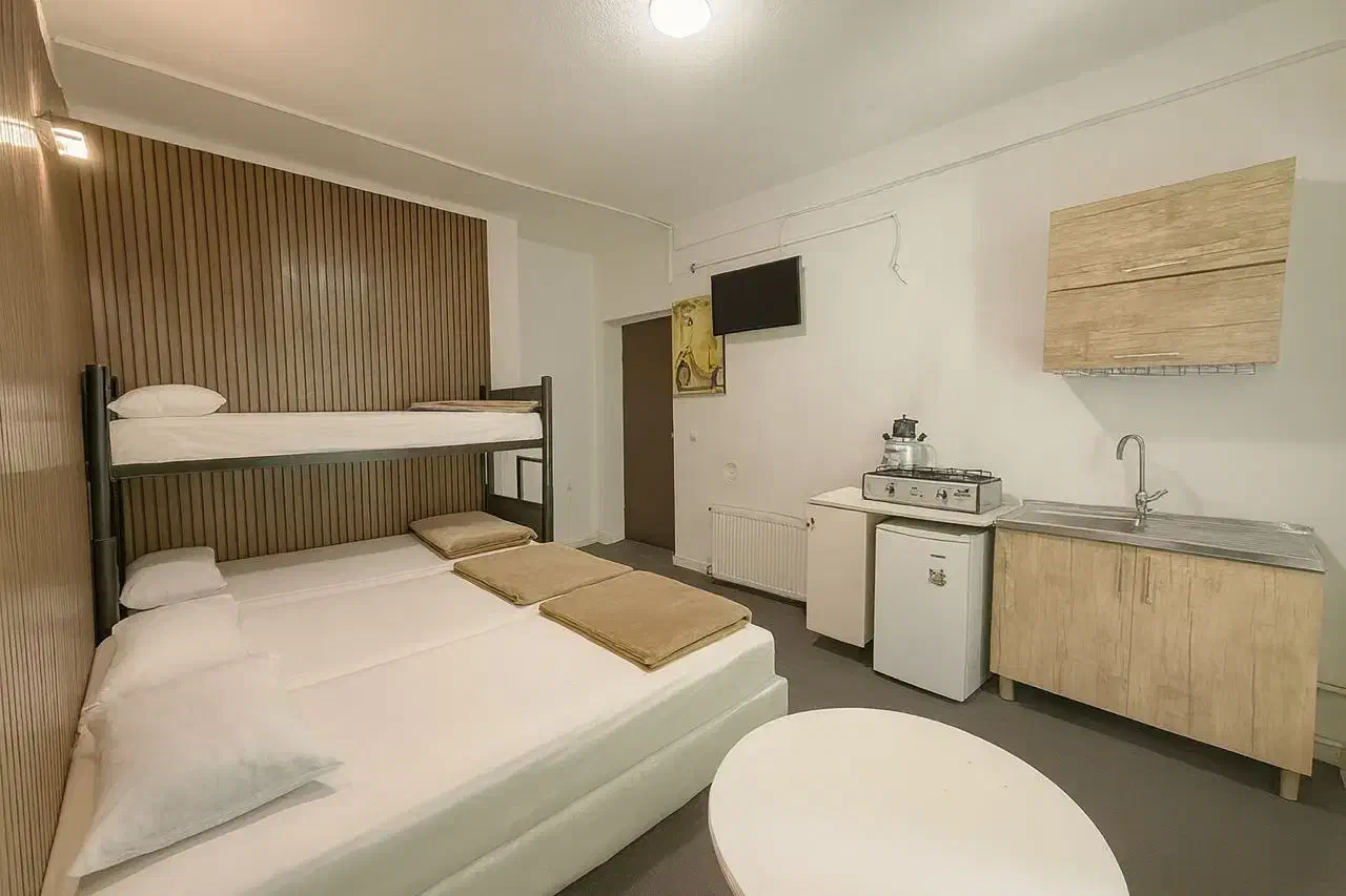 سوییتهای مستقل تمیز و اقتصادی بلوار کشاورز ولیعصر|اجارهٔ کوتاهمدت آپارتمان و سوئیت|تهران, فلسطین (میدان انقلاب)|دیوار