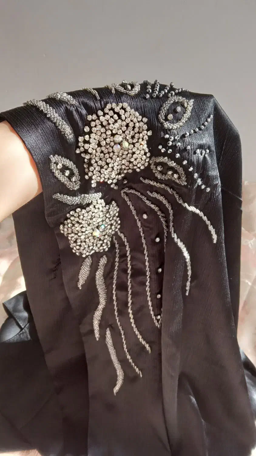 شال مجلسی|لباس|رشت, نخودچر|دیوار