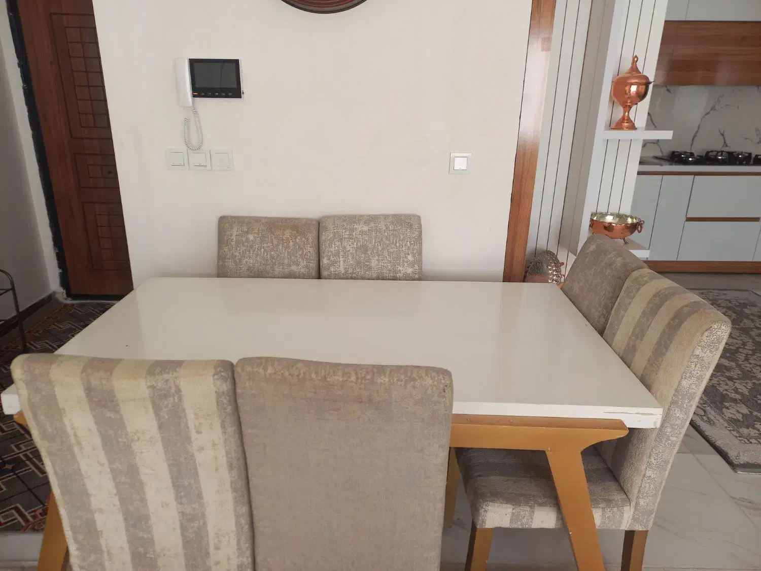 میز نهار خوری|میز و صندلی غذاخوری|سنقر, |دیوار