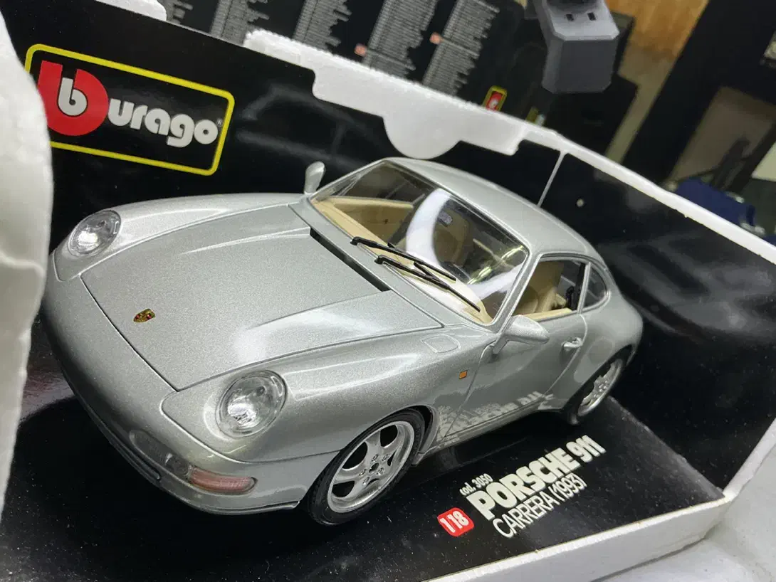 ماکت Porsche 911  carrera bburago|کلکسیون و سرگرمی|بندر انزلی, عباس آباد|دیوار