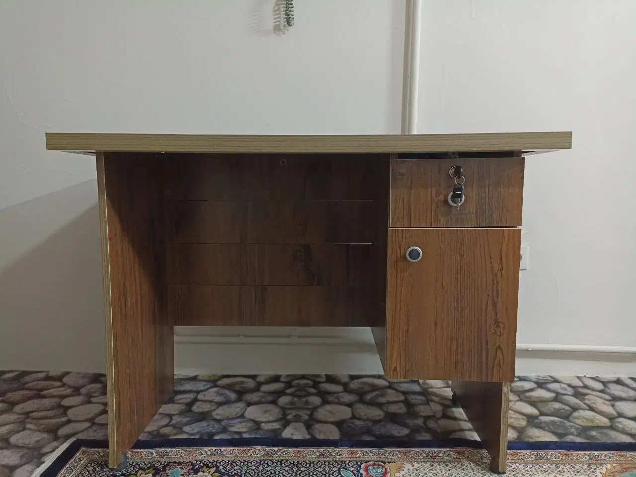 میز تحریر در حد نو|میز تحریر و کامپیوتر|مشهد, موسوی قوچانی|دیوار