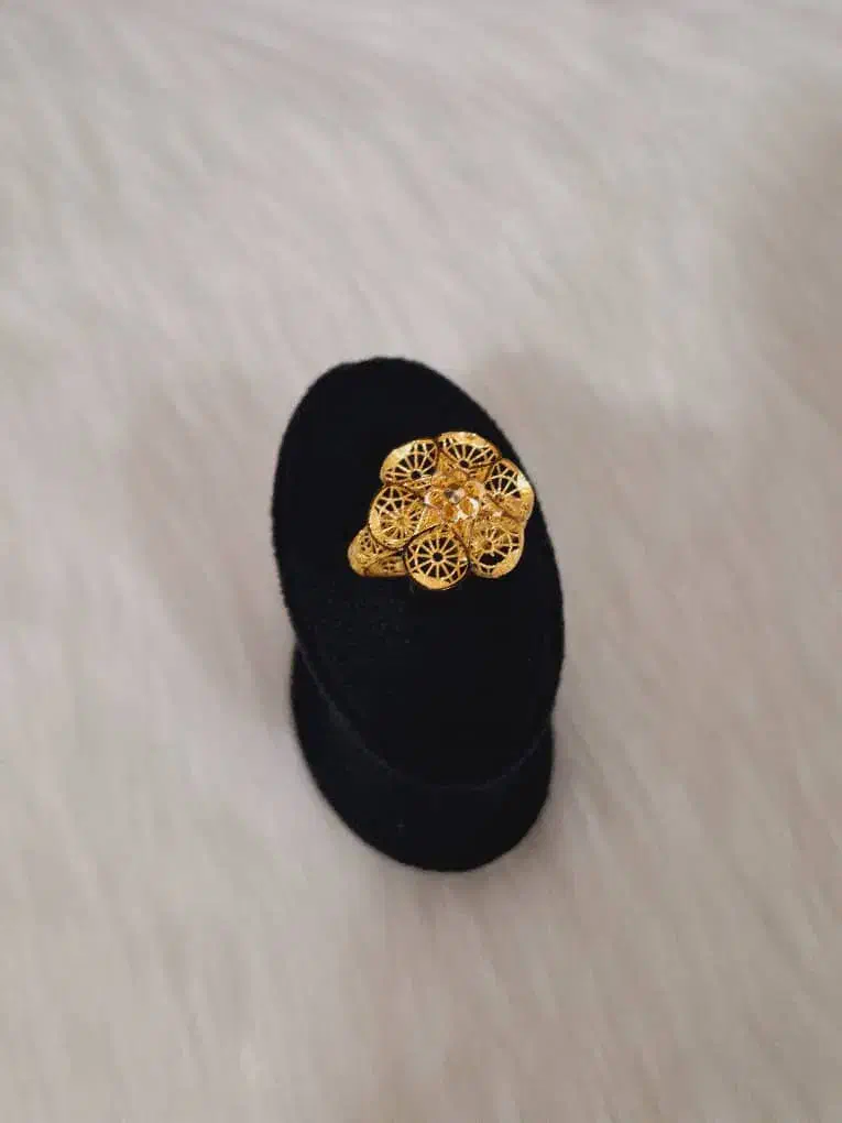 طلابخر، آینده روببر|جواهرات|مسجد سلیمان, |دیوار