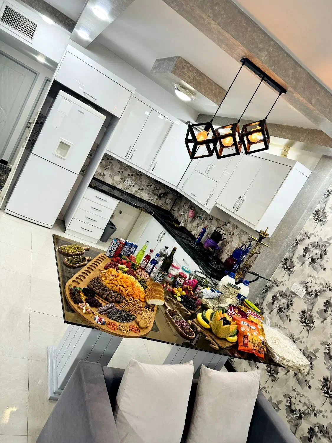 اجاره ویلای۳خواب فول امکانات (امروز با قیمتی عالی)|اجارهٔ کوتاه‌مدت ویلا و باغ|شهریار, شهریار|دیوار