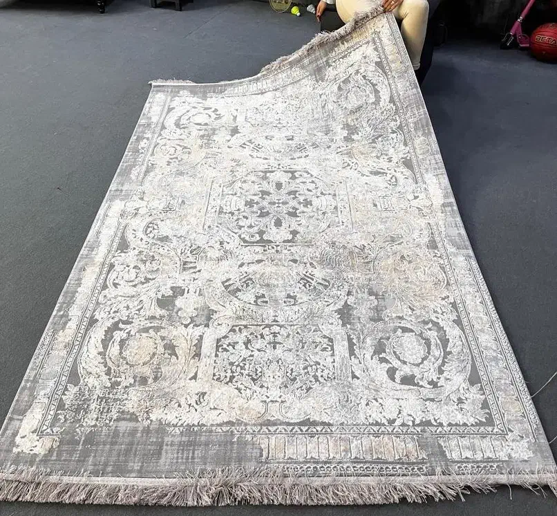 فرش کلاسیک زمینه طوسی  روشن|فرش|تهران, عبدل‌آباد|دیوار