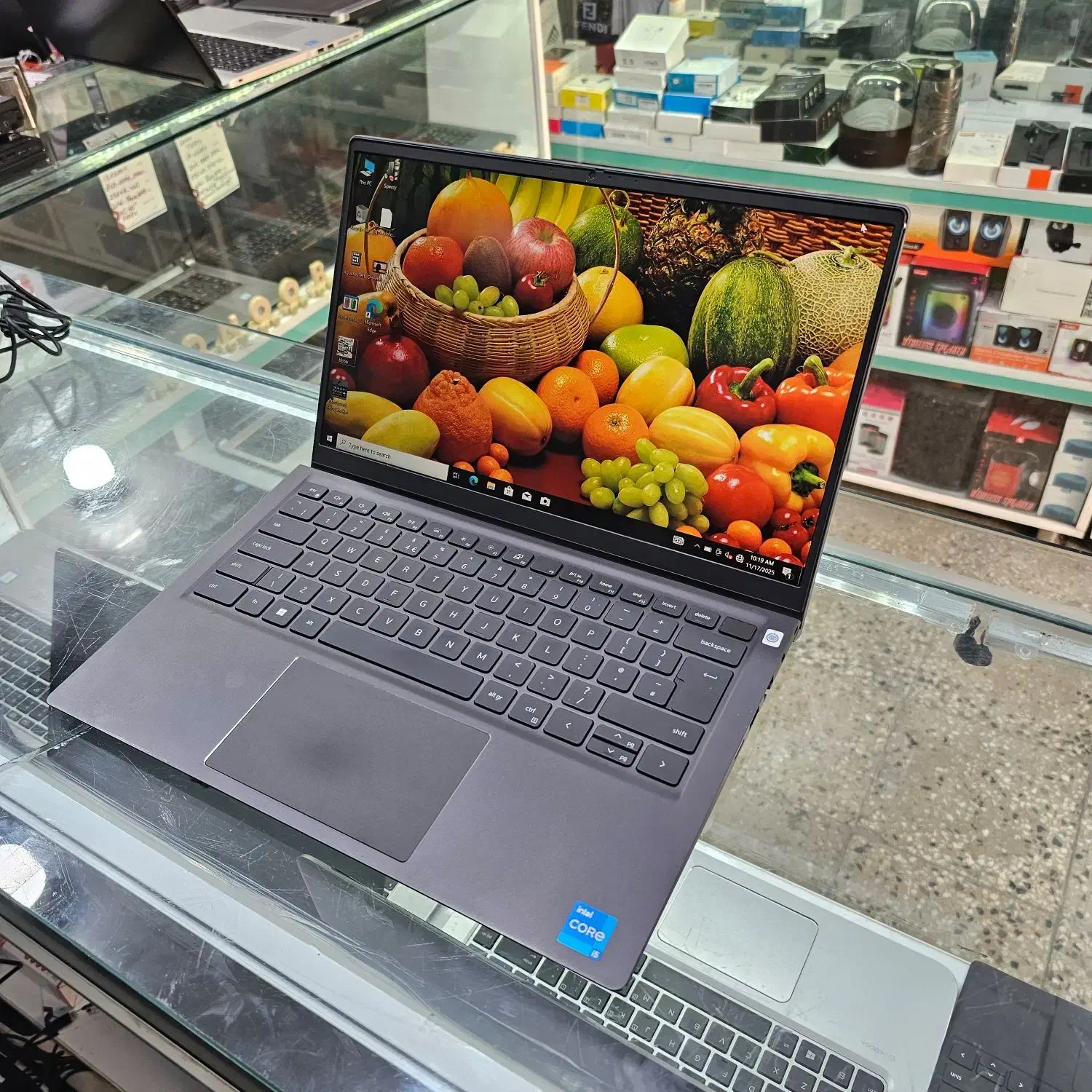 لپتاپ DELL نسل ۱۱ سری H بسیار تمیز صفحه FULL HD|رایانه همراه|یاسوج, |دیوار