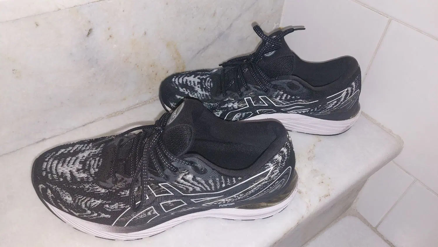 کفش ASICS|کیف، کفش، کمربند|برازجان, |دیوار