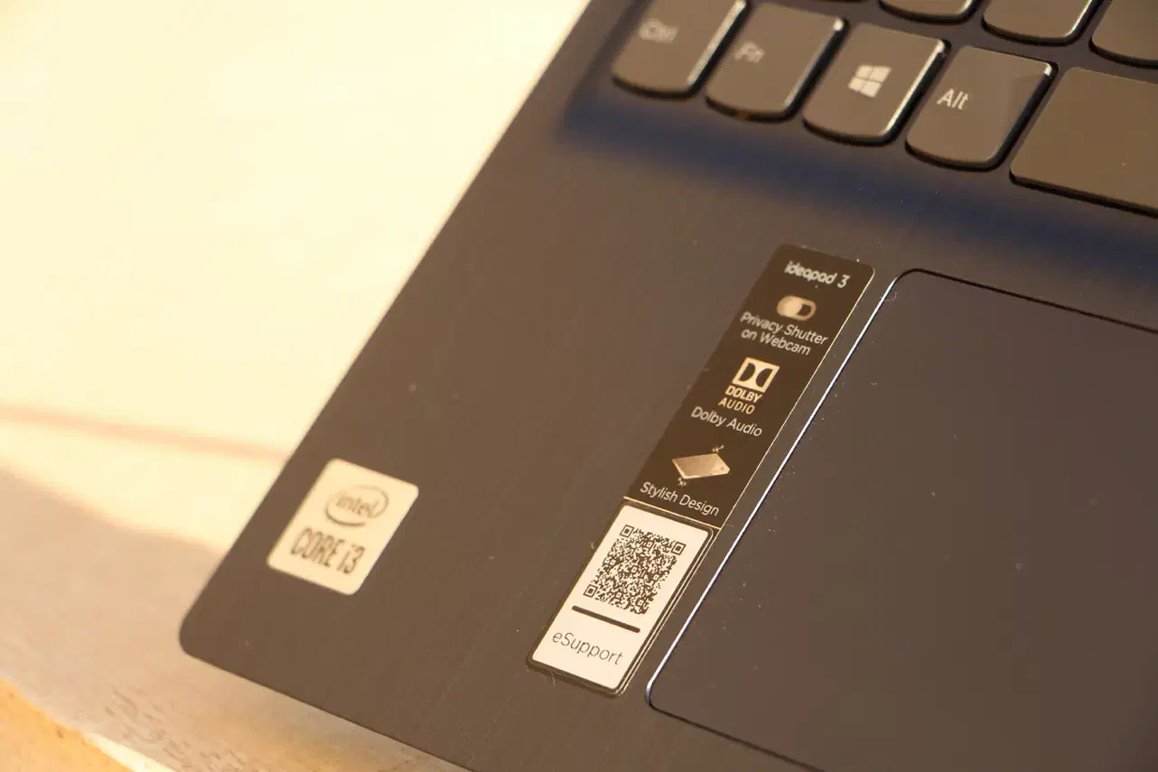 لپ تاپ تاچ lenovo ideapad/نسل۱۰/رم۸/هاردSSDباضمانت|رایانه همراه|شیراز, شهرک گلستان|دیوار