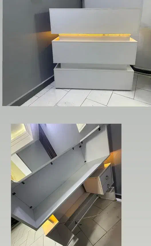 تجهیزات سالن زیبایی رودهن|آرایشگاه و سالنهای زیبایی|رودهن, |دیوار