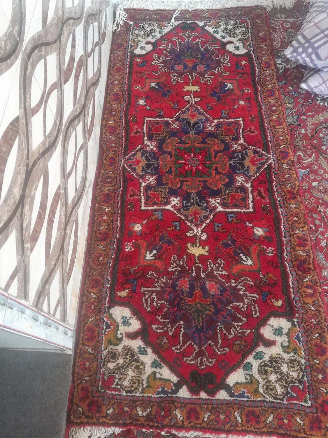 قالیچه دست باف|فرش|بستان آباد, |دیوار