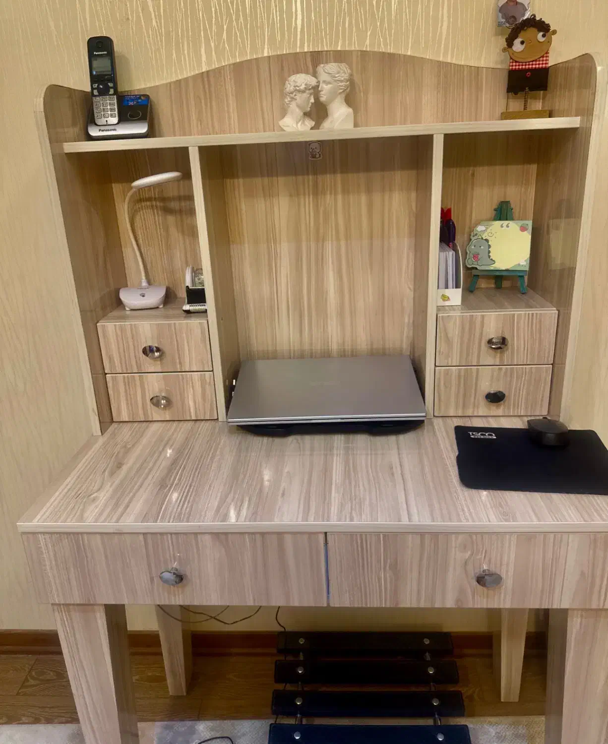 میز تحریر و کتابخانه|میز تحریر و کامپیوتر|بجنورد, |دیوار