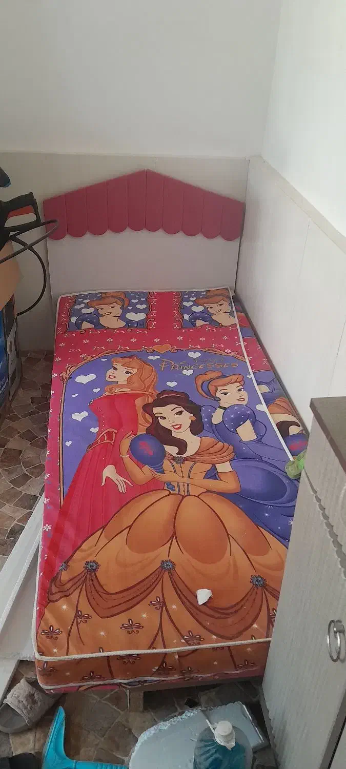 سرویس تخت و کمد کودک|تخت و سرویس خواب|تربتحیدریه, شهرک ولیعصر|دیوار