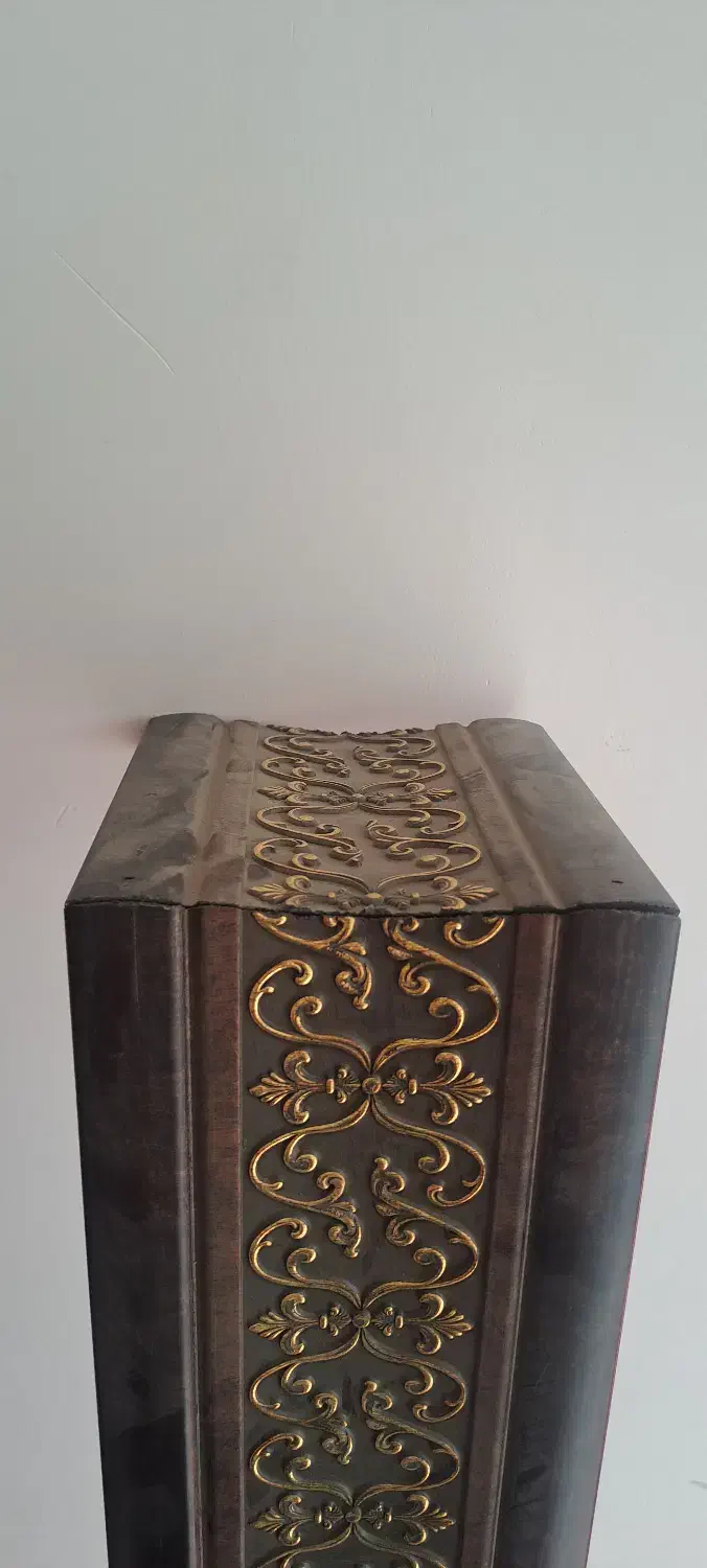 کتیبه چوبی قهوه ای|پرده، رانر، رومیزی|مهدی شهر, |دیوار