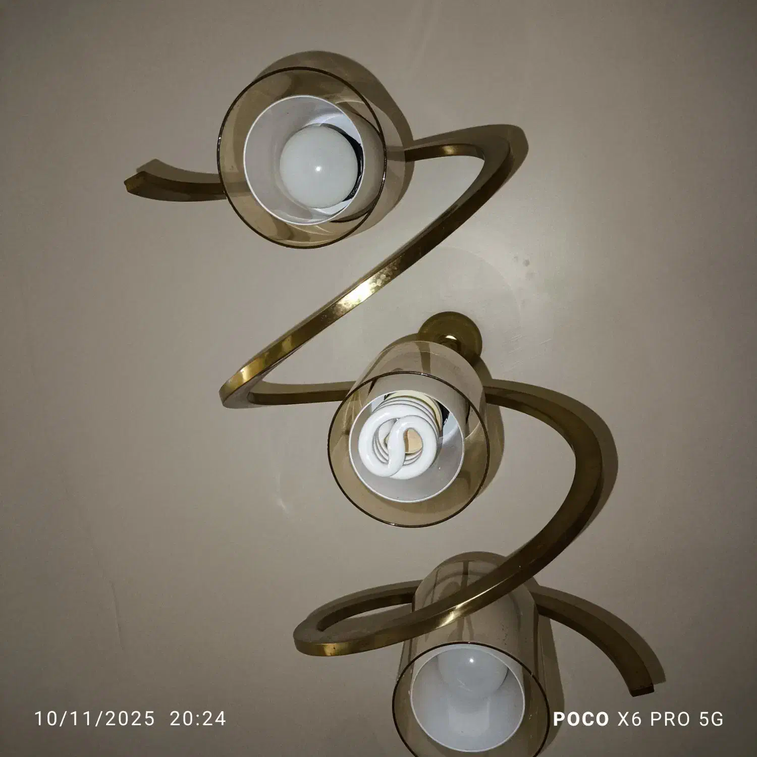 لوستر آشپزخانه|لوستر و چراغ آویز|اهواز, گلستان|دیوار