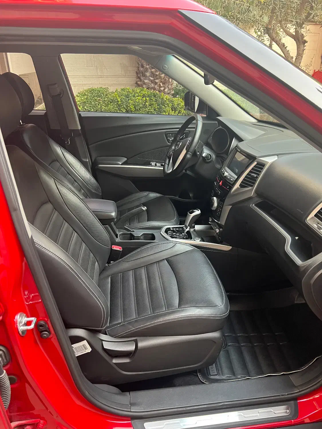 تیوولی ۲۰۱۷ قرمز متالیک|خودرو سواری و وانت|تهران, نارمک|دیوار