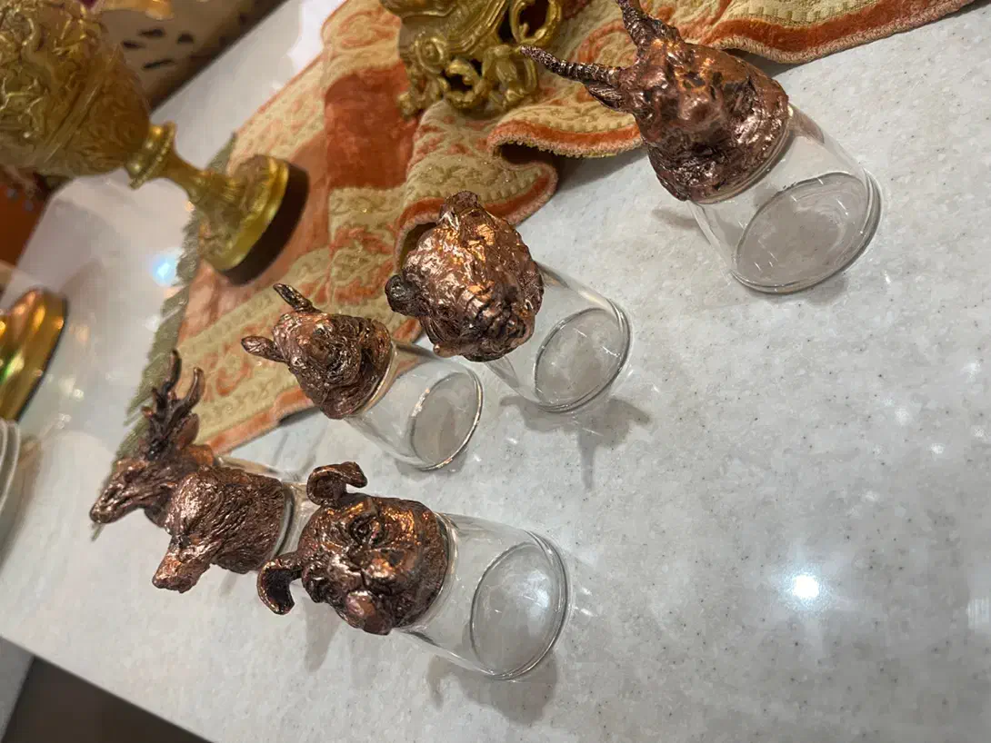 یک دست شات کریستال سر حیوانات|ظروف سرو و پذیرایی|تبریز, |دیوار