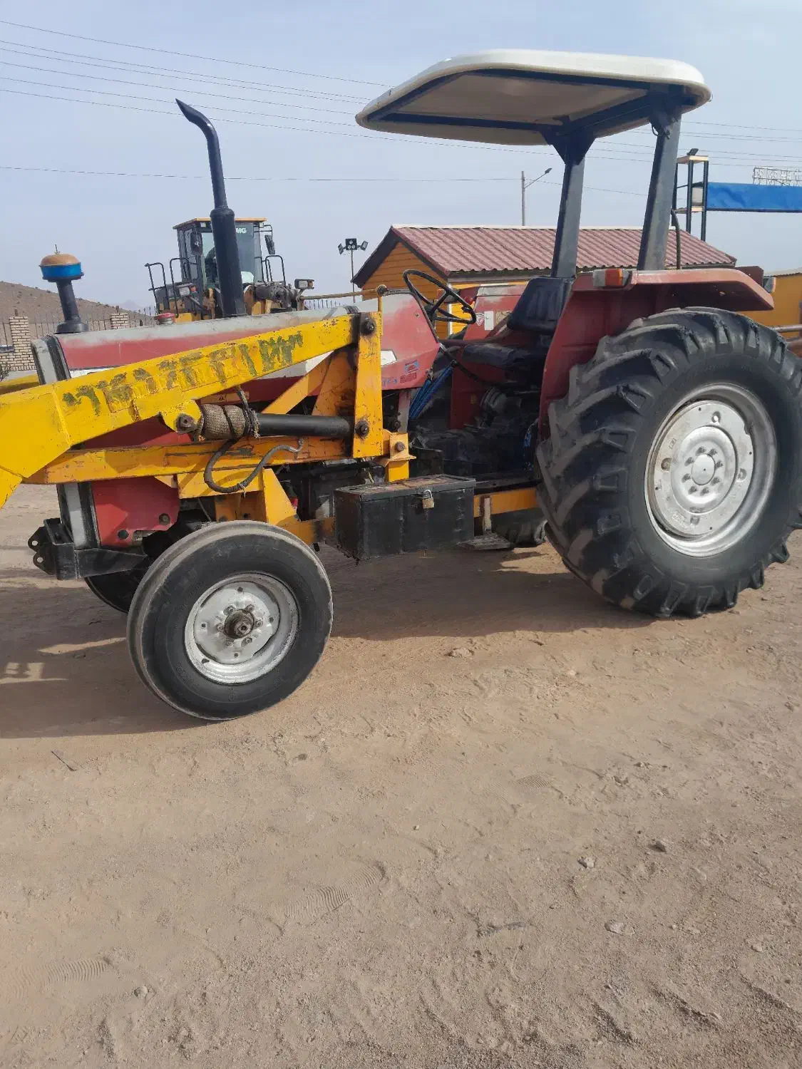 تراکتور مدل۸۶ سالم موتور پلمپ وگیربگس|خودرو سنگین|بیرجند, |دیوار