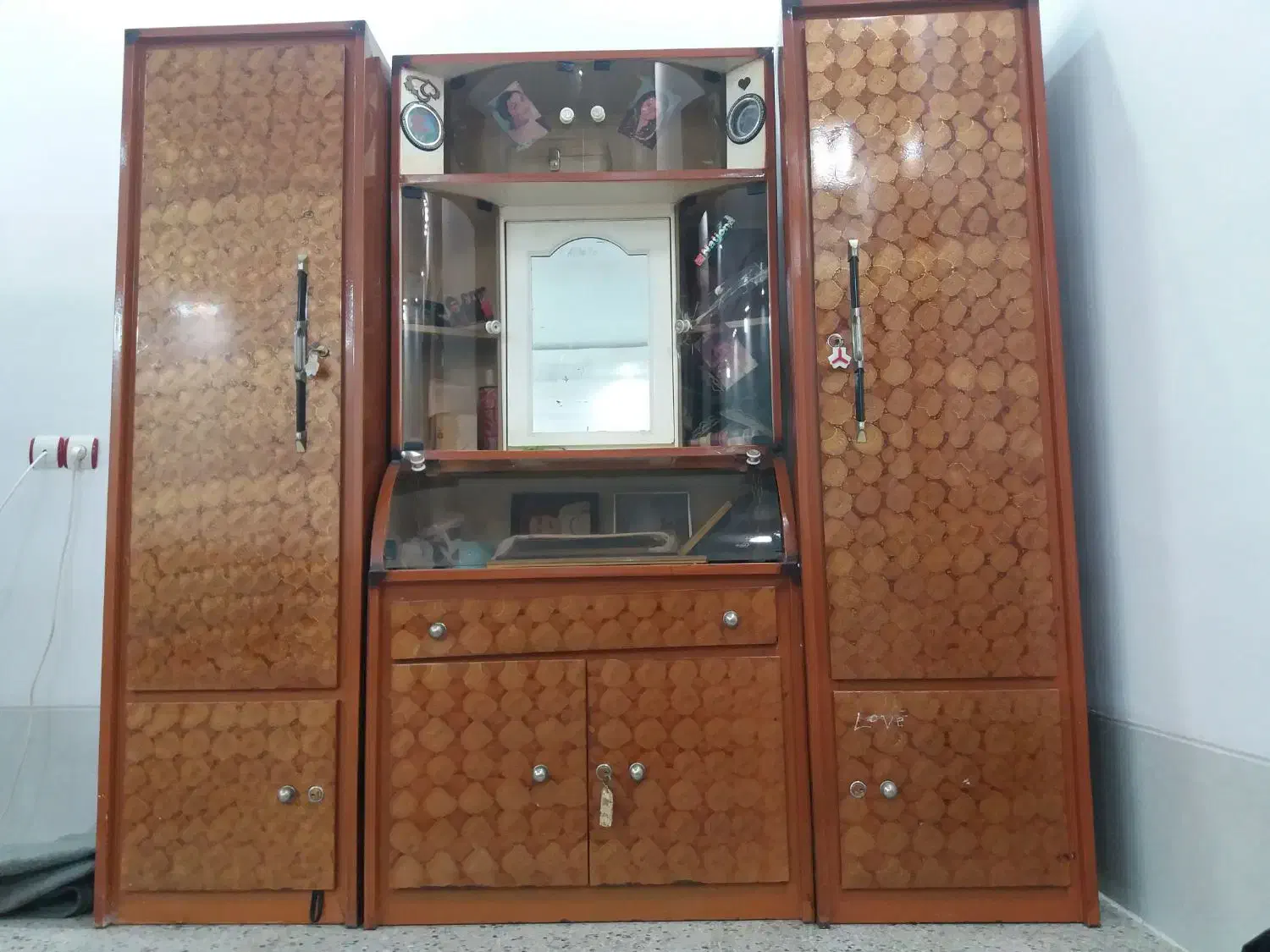 فروش کمد و سینک|کتابخانه، شلف، قفسه‌های دیواری|مرودشت, فرهنگ|دیوار