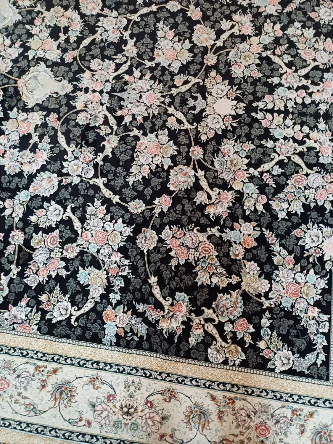 دو تخته فرش ۱۲ متری|فرش|تربتحیدریه, چهارراه خواف|دیوار