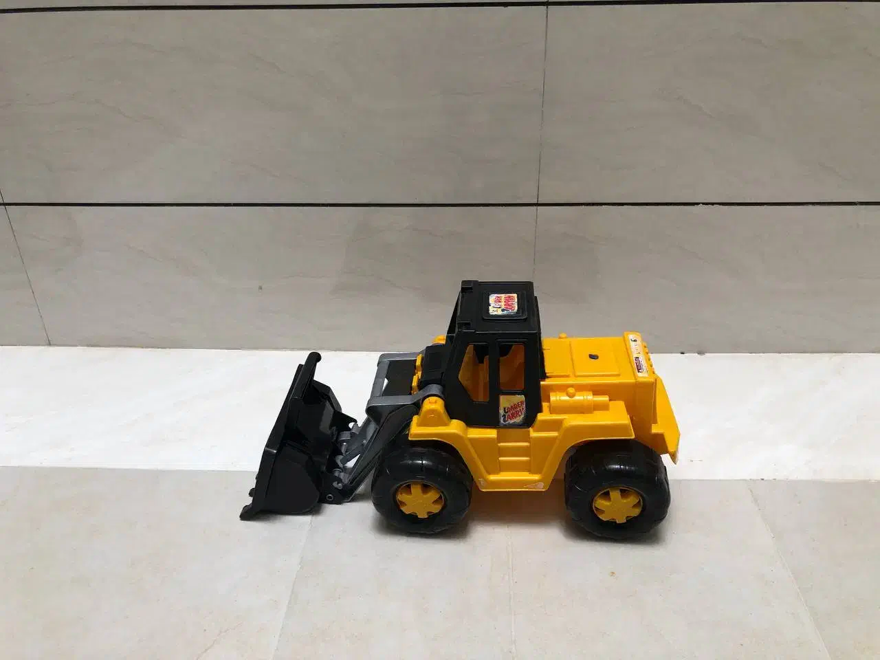 اسباب بازی|اسباببازی|دهگلان, |دیوار