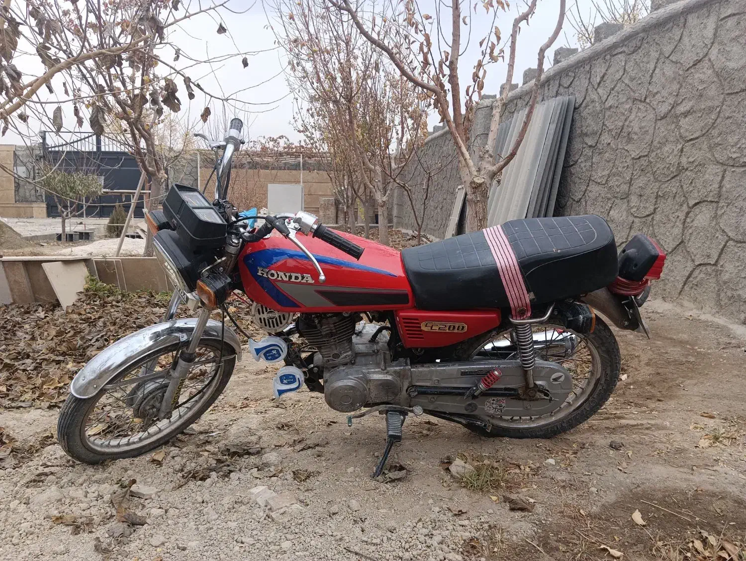 موتور هوندا مدل ۸۹|موتورسیکلت|اصفهان, براآن شمالی|دیوار