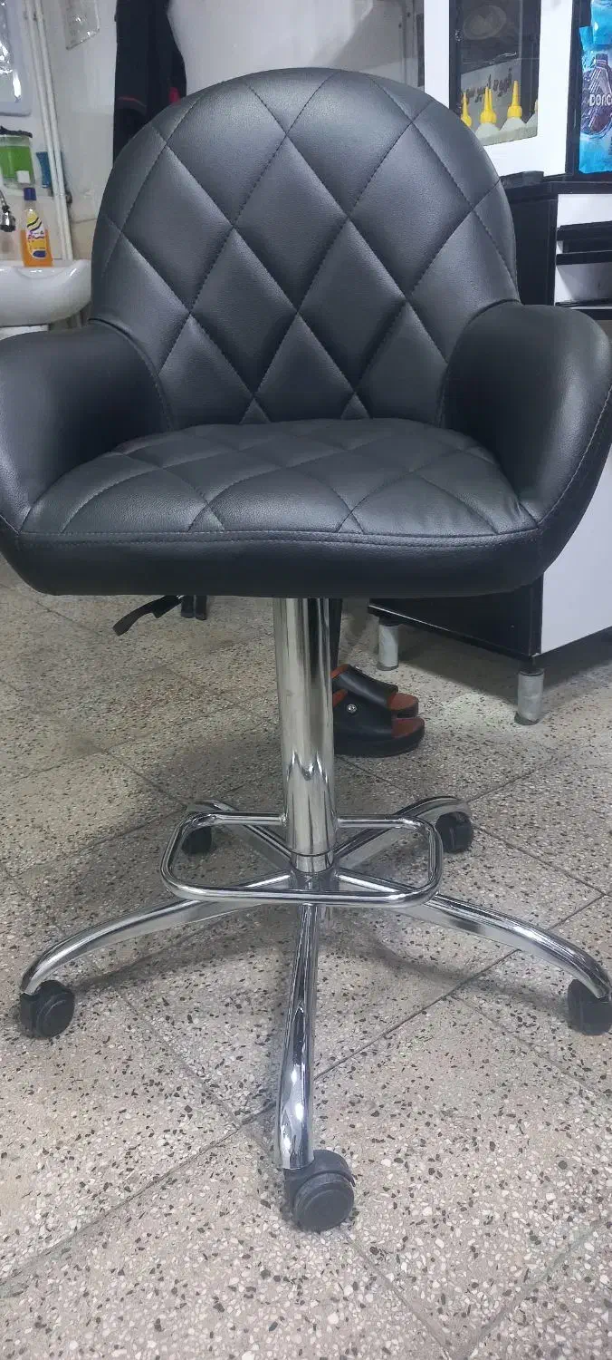 صندلی لگنی|صندلی و نیمکت|ملایر, |دیوار