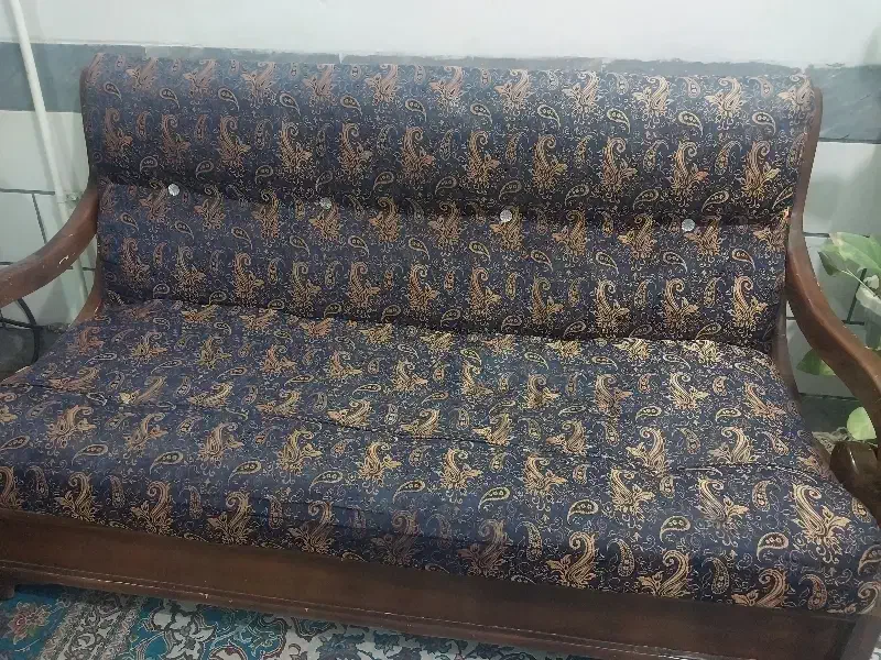 مبل ۷ نفره|مبلمان خانگی و میز عسلی|گلپایگان, |دیوار