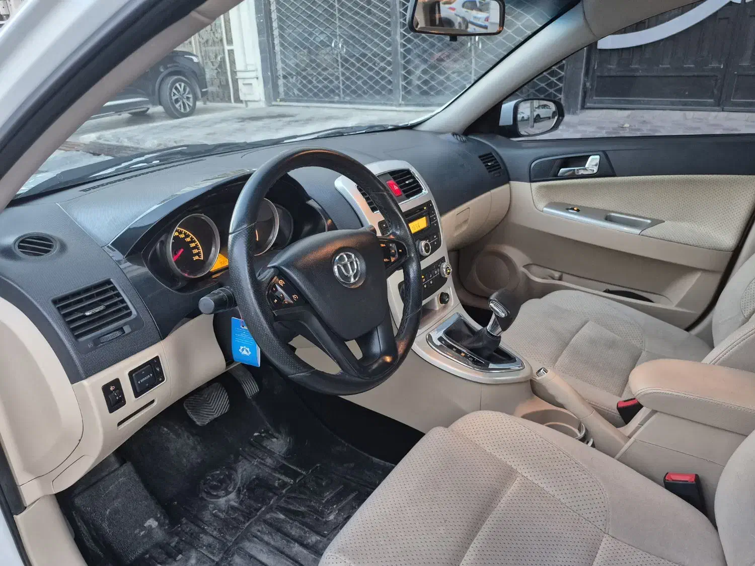 برلیانس H330 اتوماتیک|خودرو سواری و وانت|بیرجند, |دیوار