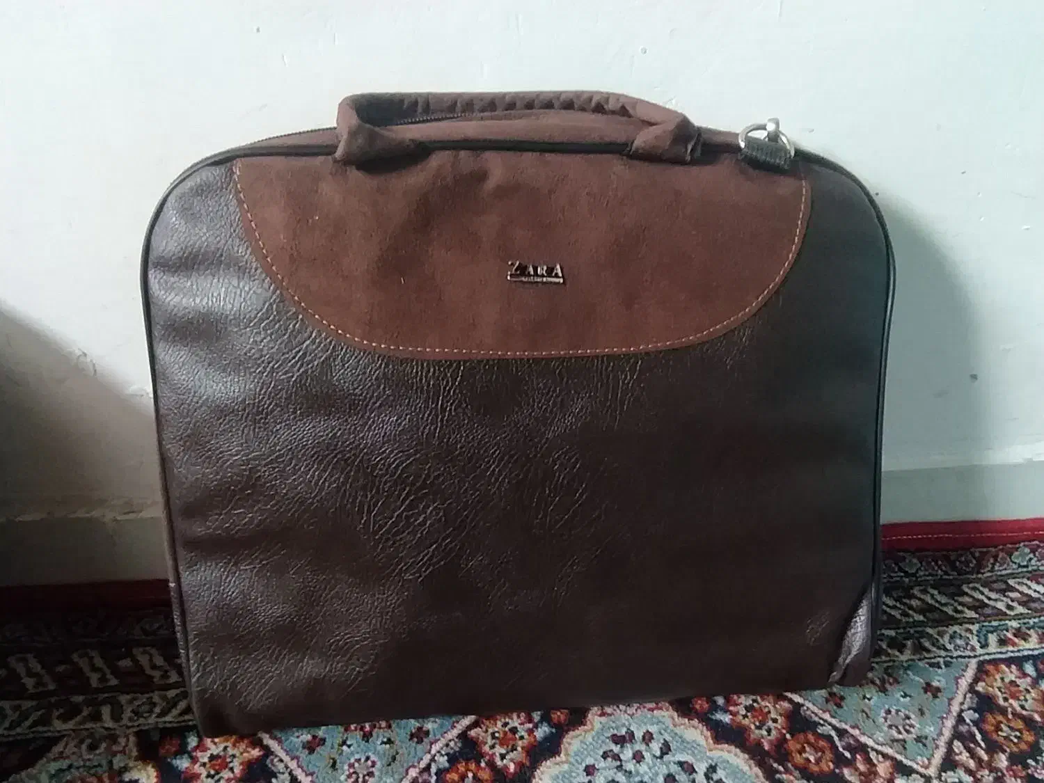 کیف و کفش|کیف، کفش، کمربند|بندر انزلی, کوی واحدی|دیوار