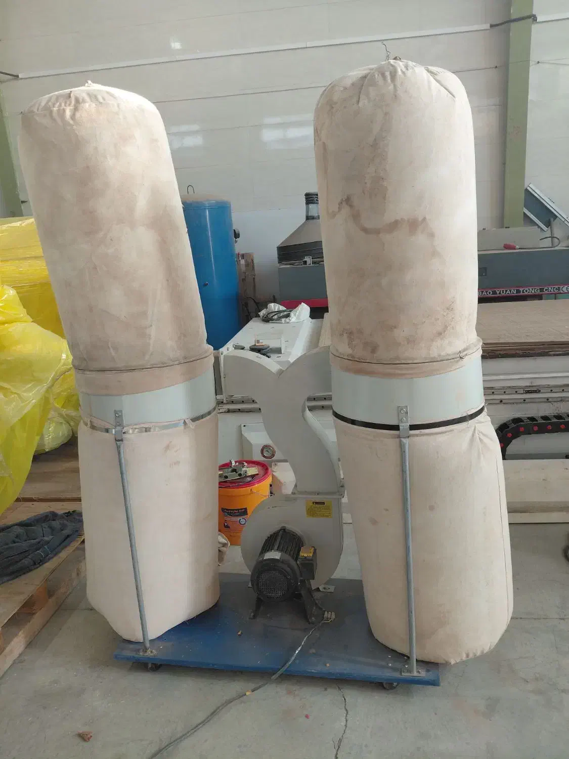 مکنده دو قلوی سه فاز با دینام سه اسب|ماشین‌آلات صنعتی|تبریز, |دیوار