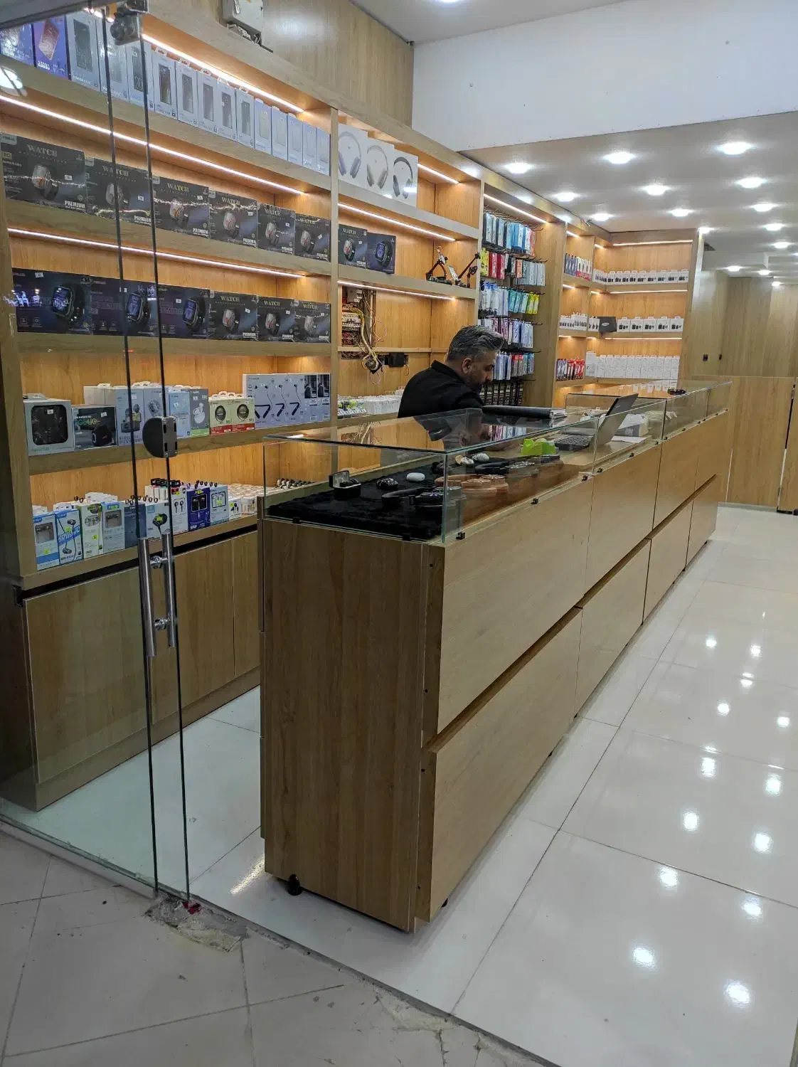 تعمیر موبایل شما با کمترین هزینه و زمان (تضمینی)|خدمات رایانهای و موبایل|شیراز, شهرک سراج|دیوار