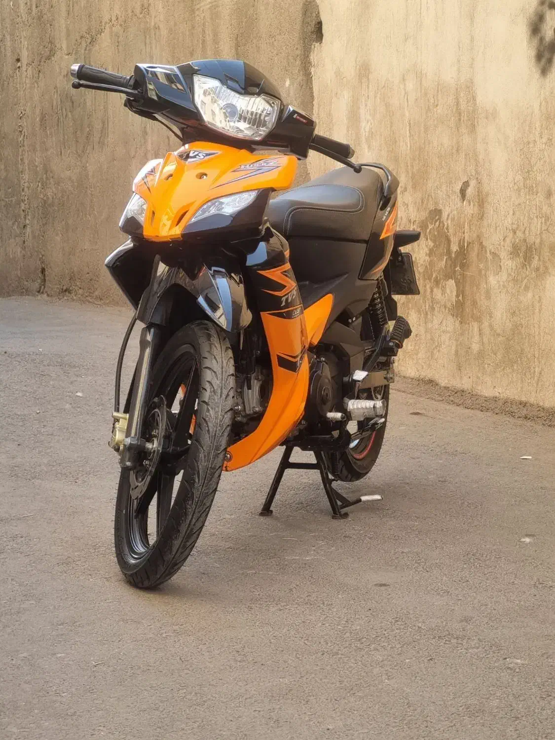 تی وی اس ۱۴۰۳ نارنجی احسان شوکا بی کلاج اقساط|موتورسیکلت|مشهد, شهید مطهری|دیوار