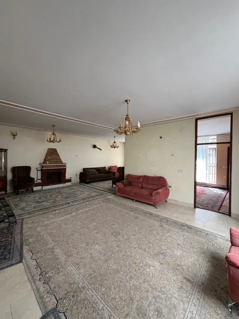 ۲۰۰ متری ۳ خوابه طبقه دوم ویلایی|اجارهٔ آپارتمان|شیراز, سفیرشمالی|دیوار