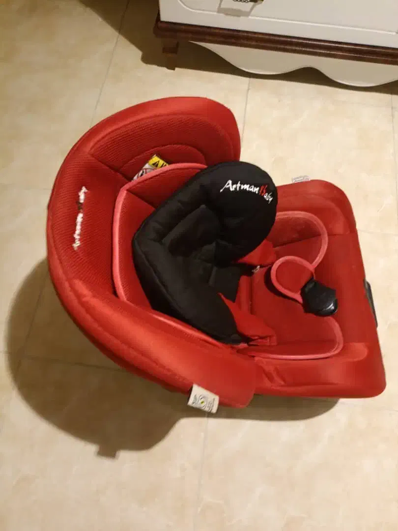 صندلی ماشین کودک|تخت و صندلی بچه|مشکین‌دشت, |دیوار