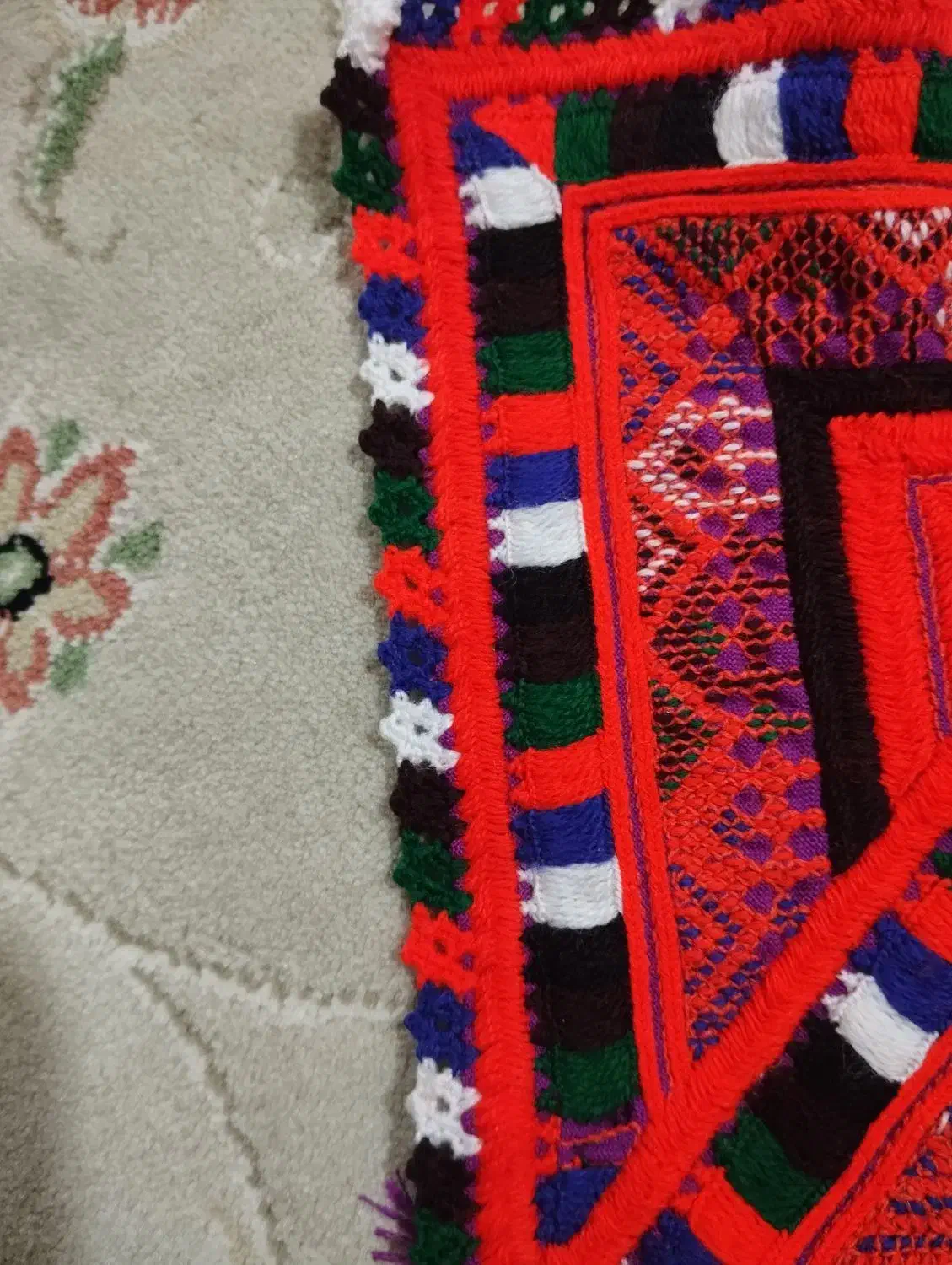 کریشی|لوازم خیاطی و بافتنی|سراوان, |دیوار